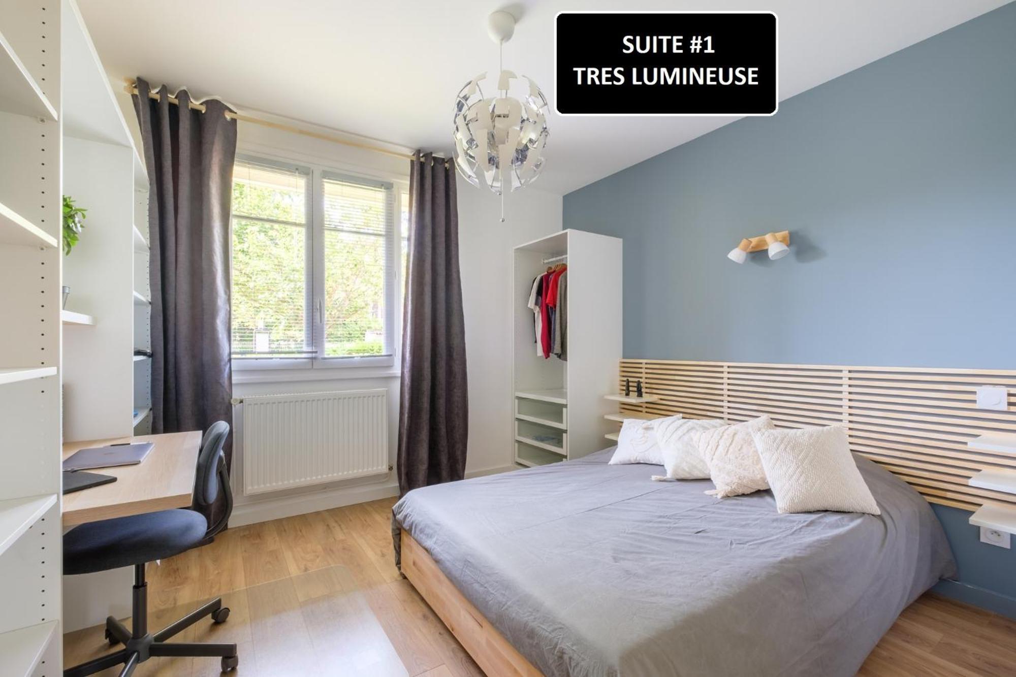 NEUF - 3 suites ZEN avec SDO&WC privatifs AU CALME à TASSIN - RARE Esterno foto